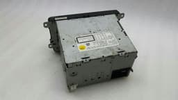 VW VW Passat CD Player 1K0035186AA CD Car Stereo Blaupunkt — thumbnail 3