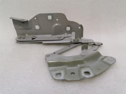 JAGUAR JAGUAR i-PACE X590 EV400 Bonnet Hinge RHS J9D3-16800-AC Hood Hinge Right — thumbnail 1