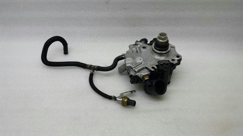 Mercedes E Class W212 W218 A6510700601 Fuel Pump Injection Pump High Pressure Pump
