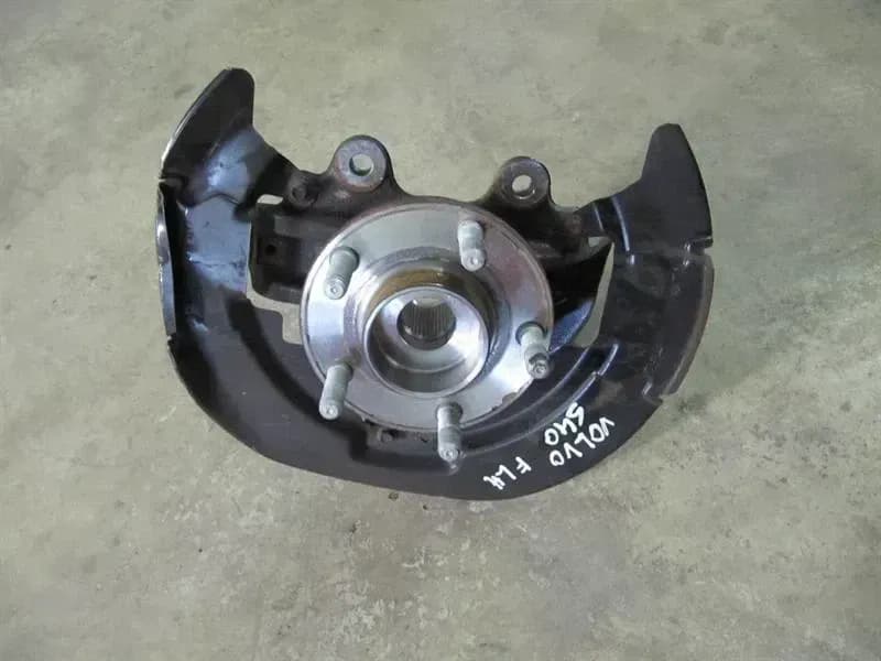 VOLVO Volvo S40 Left Front Hub 30760282 Wheel Hub Front Left Wheel Bearing Housing
