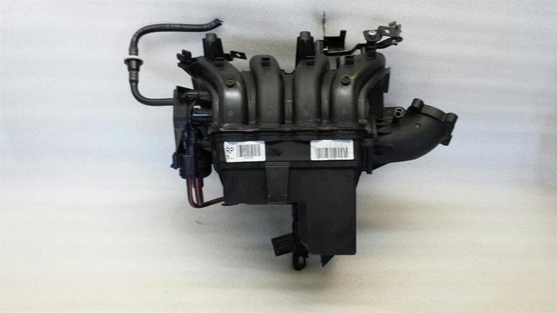 OPEL Vauxhall Astra Inlet Manifold 55573811 Intake Manifold 2012