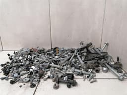 TESLA TESLA MODEL 3 STANDARD RANGE SCREENS BOLTS FROM ONE CAR SET SCREWS — thumbnail 6