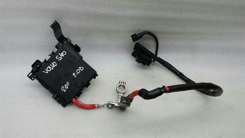 VOLVO Volvo S40 Relay 31300557 Relay Battery Cable Battery