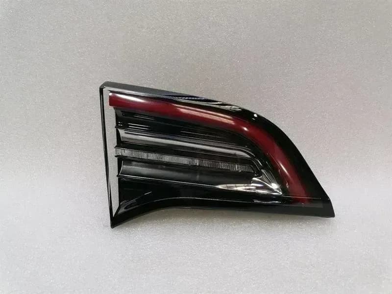 TESLA Tesla Model 3 STANDARD RANGE Left Rear Light 1077401-00-G Tail Light Rear Li