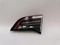 TESLA Tesla Model 3 Right Rear Light 1077404-00-C Rear Right Tail Light — thumbnail 7