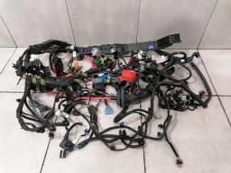 TESLA Tesla Model 3 Standard Range Wiring Loom 2567964-08-C Right Hand Drive RHD — thumbnail 9