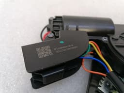 TESLA Tesla Model 3 STANDARD RANGE Boat Lock 1500604-CN-B Tailgate Lock — thumbnail 6