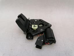 TESLA Tesla Model 3 STANDARD RANGE Boat Lock 1500604-CN-B Tailgate Lock — thumbnail 9