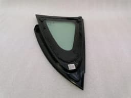 TESLA Tesla Model 3 Right Rear Quarter Glass 1514979-01-C Door Panel 1/4 Rear — thumbnail 10