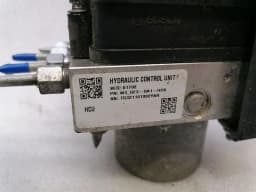 TESLA TESLA MODEL 3 STANDARD RANGE A.B.S Pump 1044745-00-B ABS Pump HYDRAULIC BLOCK — thumbnail 7