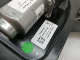 TESLA Tesla Model 3 Right Front Door Winder 1616443-00-A Window Regulator Front Right — thumbnail 2