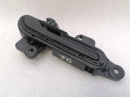 TESLA Tesla Model 3 Standard Range Door handle 1528115-00-C door handle RIGHT RIGHT — thumbnail 8