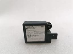 TESLA Tesla Model 3 STANDARD RANGE Electronic Module 1097855-00-H Control Unit — thumbnail 1