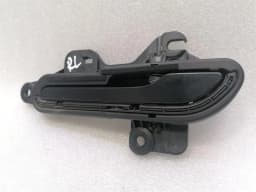TESLA Tesla Model 3 Standard Range Door handle 1528114-00-C door handle LEFT LEFT — thumbnail 8