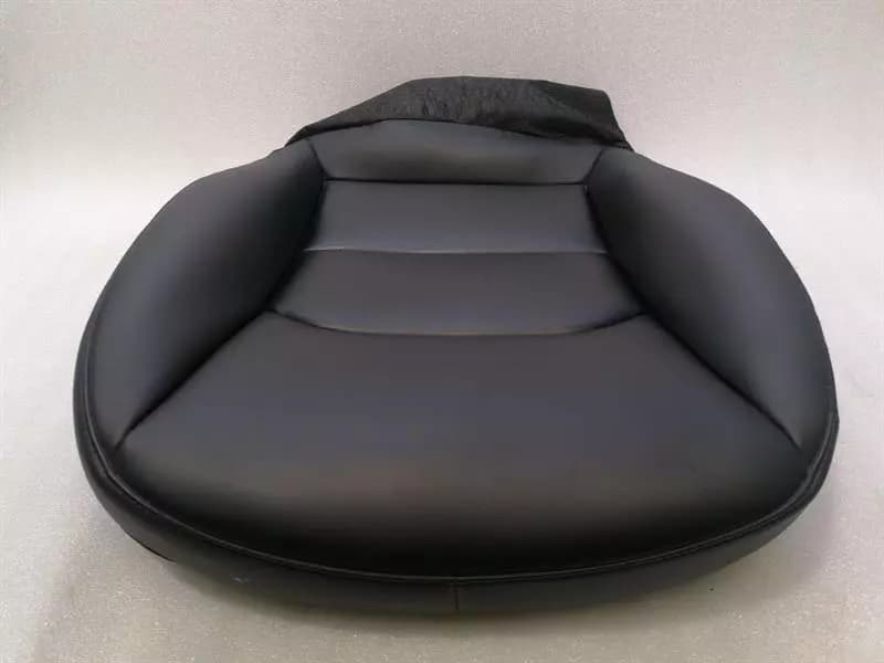 Tesla Model 3 Front Right Seat Pad 1452936-71-E Front Right Seat Trim