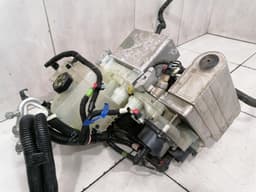 TESLA TESLA MODEL 3 1523001-00-D SUPERMANIFOLD Coolant Assembly behälter — thumbnail 4