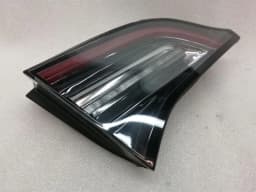 TESLA Tesla Model 3 Standard Range Left Rear Light 1502088-00-B Tail Light Rear Lin — thumbnail 6