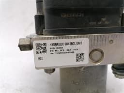 TESLA TESLA MODEL 3 STANDARD RANGE A.B.S Pump 1044745-00-B ABS Pump HYDRAULIC BLOCK — thumbnail 3