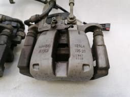 TESLA Tesla Model 3 Standard Range Rear Caliper 1044625-00-A Rear Brake Caliper SET — thumbnail 10