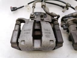 TESLA Tesla Model 3 Standard Range Rear Caliper 1044625-00-A Rear Brake Caliper SET — thumbnail 3