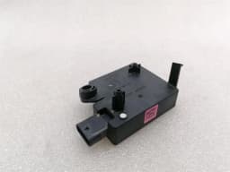 TESLA Tesla Model 3 STANDARD RANGE Electronic Module 1097855-00-H Control Unit — thumbnail 5