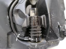 TESLA Tesla Model 3 Washer Fluid Reservior 1643165-00-A Washer Fluid Tank — thumbnail 5
