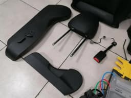 TESLA Tesla Model 3 STANDARD RANGE Seatpad RIGHT FRONT Seat COVERS — thumbnail 3