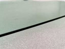TESLA Tesla Model 3 Left Rear Door Glass 1077904-99-C Door Window Rear Left — thumbnail 3