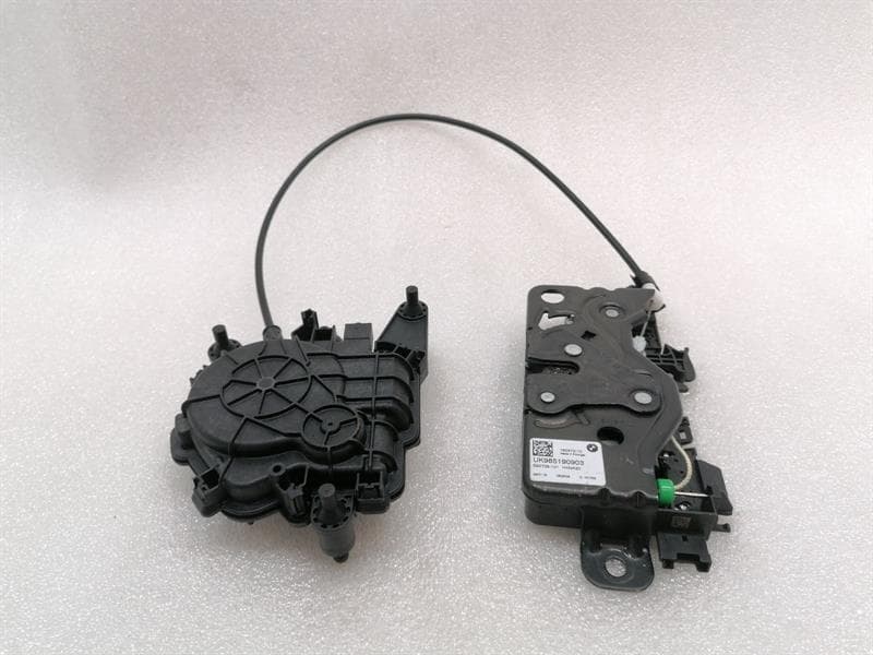 BMW BMW iX i20 40 boat lock 163672 tailgate lock