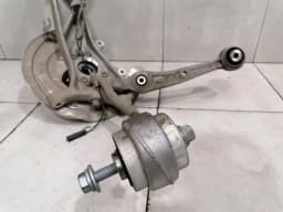 BMW BMW iX i20 40 Right Front Hub 31106890574 Radlagergehäus — thumbnail 6