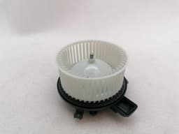 BMW BMW iX i20 40 Heater Blower LX397003 Motor Heating Fan RHD RIGHT HANDLEBAR — thumbnail 1