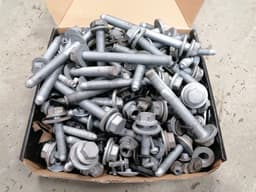 BMW BMW iX i20 40 SCREENS BOLTS FROM ONE CAR SET SCREWS — thumbnail 1
