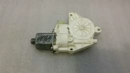 MERCEDES-BENZ Mercedes C Class W204 Door Window Motor A2048200242 Window Regulator Motor — thumbnail 1