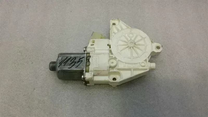 Mercedes C Class W204 Door Window Motor A2048200242 Window Regulator Motor