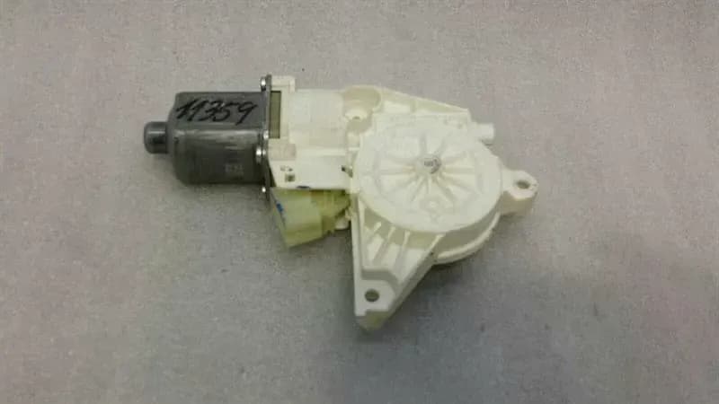 Mercedes C Class W204 Door Window Motor A2048200142 Window Regulator Motor