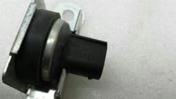 BMW BMW 3 Series E92 LCI Acceleration Sensor 6770205 Accelerometer — thumbnail 3