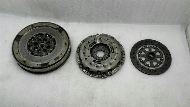 BMW 1 Series F21 F20 clutch set flywheel 7614326 flywheel + clutch B37D15A