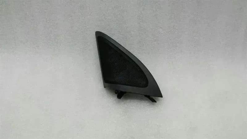 Mercedes GLA X156 Left Door Tweeter A1567200111 Speaker Front Left