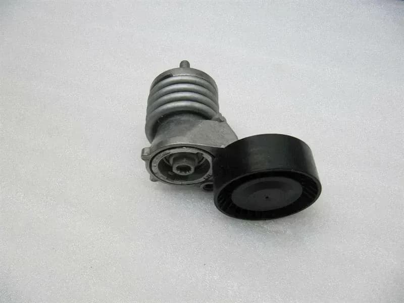 VW VOLKSWAGEN LUPO belt tensioner 03D903305F pulley tensioner