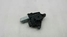 MERCEDES-BENZ Mercedes GLA X156 RRH door window engine A2469063200 power window motor rear RE — thumbnail 1