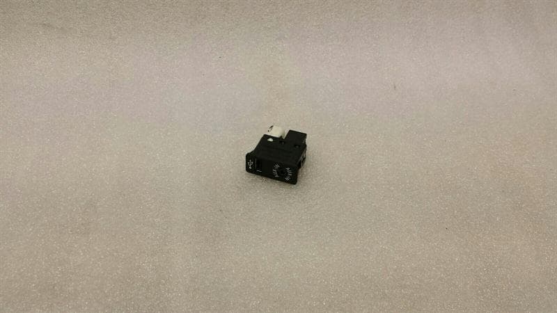BMW BMW Z4 electronic module 9237654 control unit aux in USB