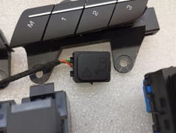 JAGUAR JAGUAR i-PACE X590 EV400 Switch J9D3-14776-CA Switch DOOT SET DOOR SET — thumbnail 5