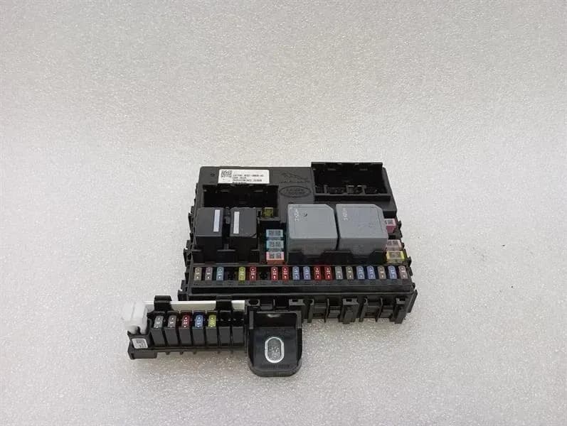JAGUAR JAGUAR i-PACE X590 EV400 Fuse Box M9D3-14N030-AB Fuse Box