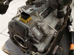JAGUAR JAGUAR i-PACE X590 EV400 ENGINE J9D3-75762-AM MOTOR FRONT DRIVE UNIT — thumbnail 9