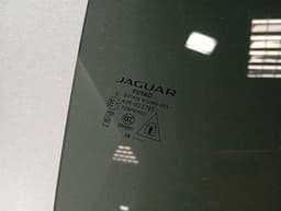 JAGUAR Jaguar i-PACE X590 EV400 right rear door glass T4K10215 door window rear right — thumbnail 2