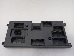 JAGUAR JAGUAR i-PACE X590 EV400 Electronic module L8B2-14F041-AF ECU BODY BCM — thumbnail 7