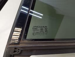 JAGUAR Jaguar i-PACE X590 EV400 Left Rear Glass T4K9933 Door Window 1/4 Rear Left — thumbnail 3