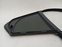 JAGUAR Jaguar i-PACE X590 EV400 Left Rear Glass T4K9933 Door Window 1/4 Rear Left — thumbnail 4