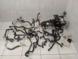 JAGUAR JAGUAR i-PACE X590 EV400 Pipe J9D3-8D300-AA Hose — thumbnail 1