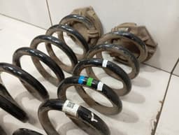 JAGUAR JAGUAR i-PACE X590 EV400 Coil Spring Rear J9D3-5534-BB Rear Suspension Spring SET — thumbnail 7